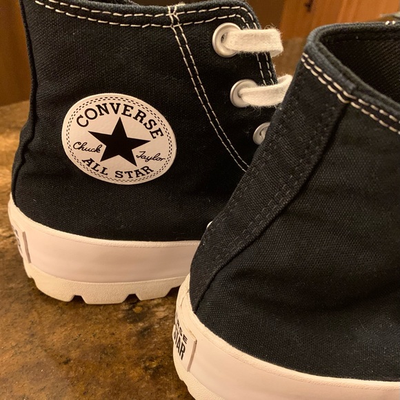 Converse Chuck Taylor All Star Black and White High-Tops - Picture 2 of 8